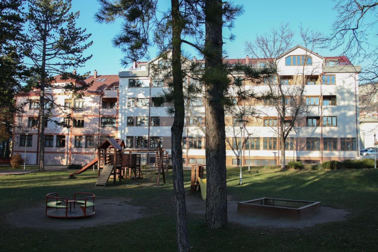 Apartman "Park" Livno Ngoại thất bức ảnh